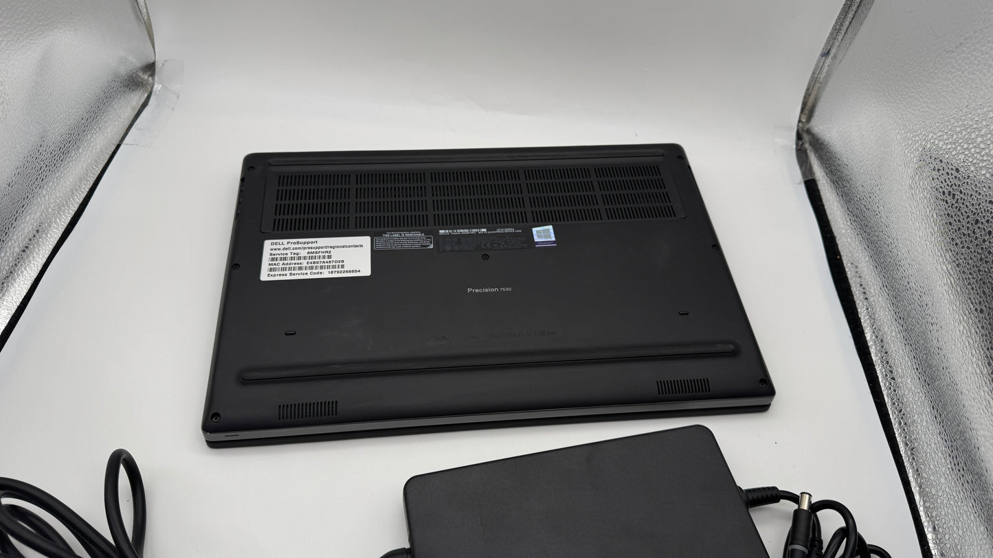 Dell Precision 7530, i7-8750H Quadro P2000 32GB 500GB SSD Win 11 Pro