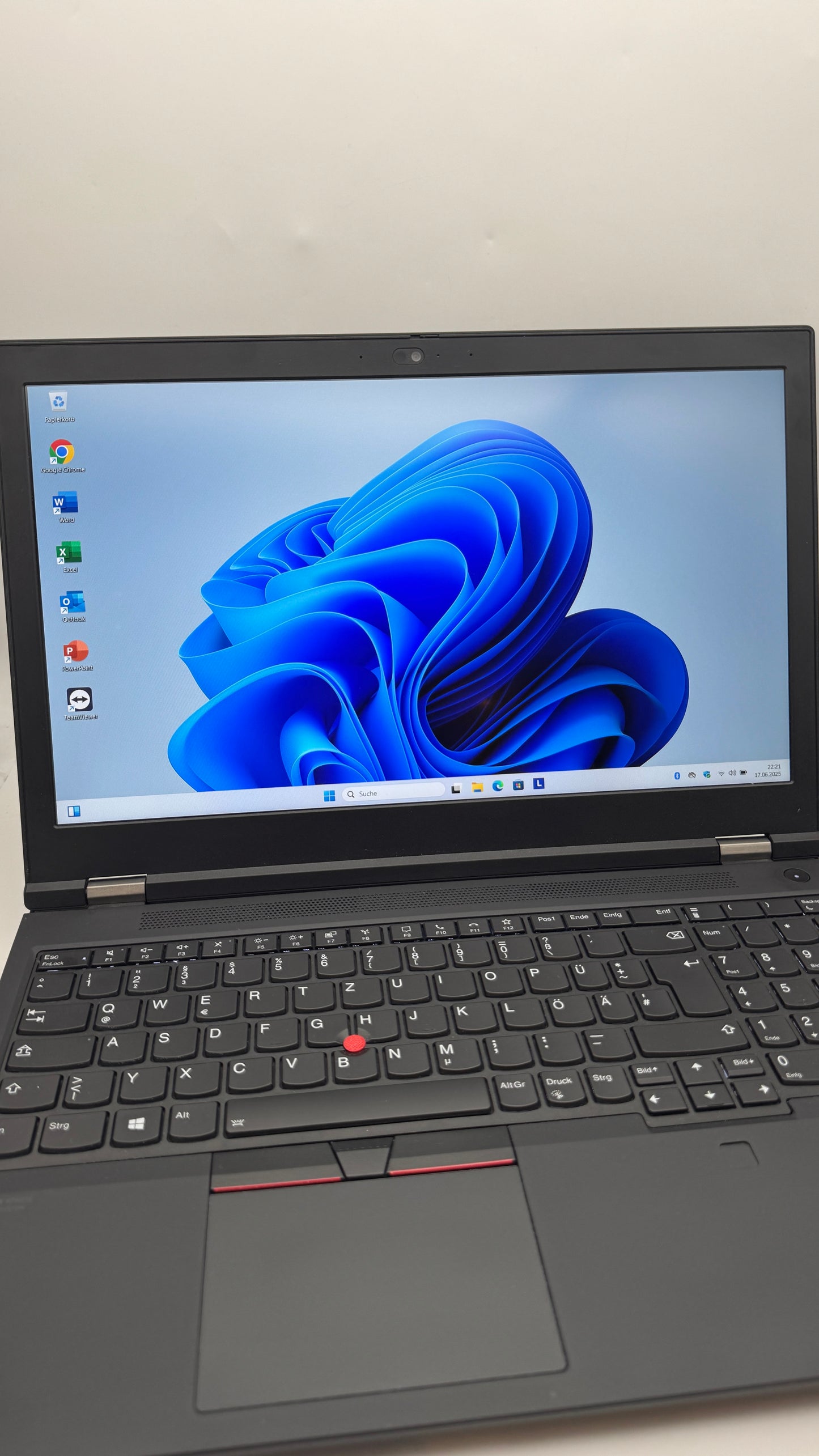 Lenovo ThinkPad P15 i7-10750, 32GB RAM 1TB, Quadro T2000 Win 11 Pro